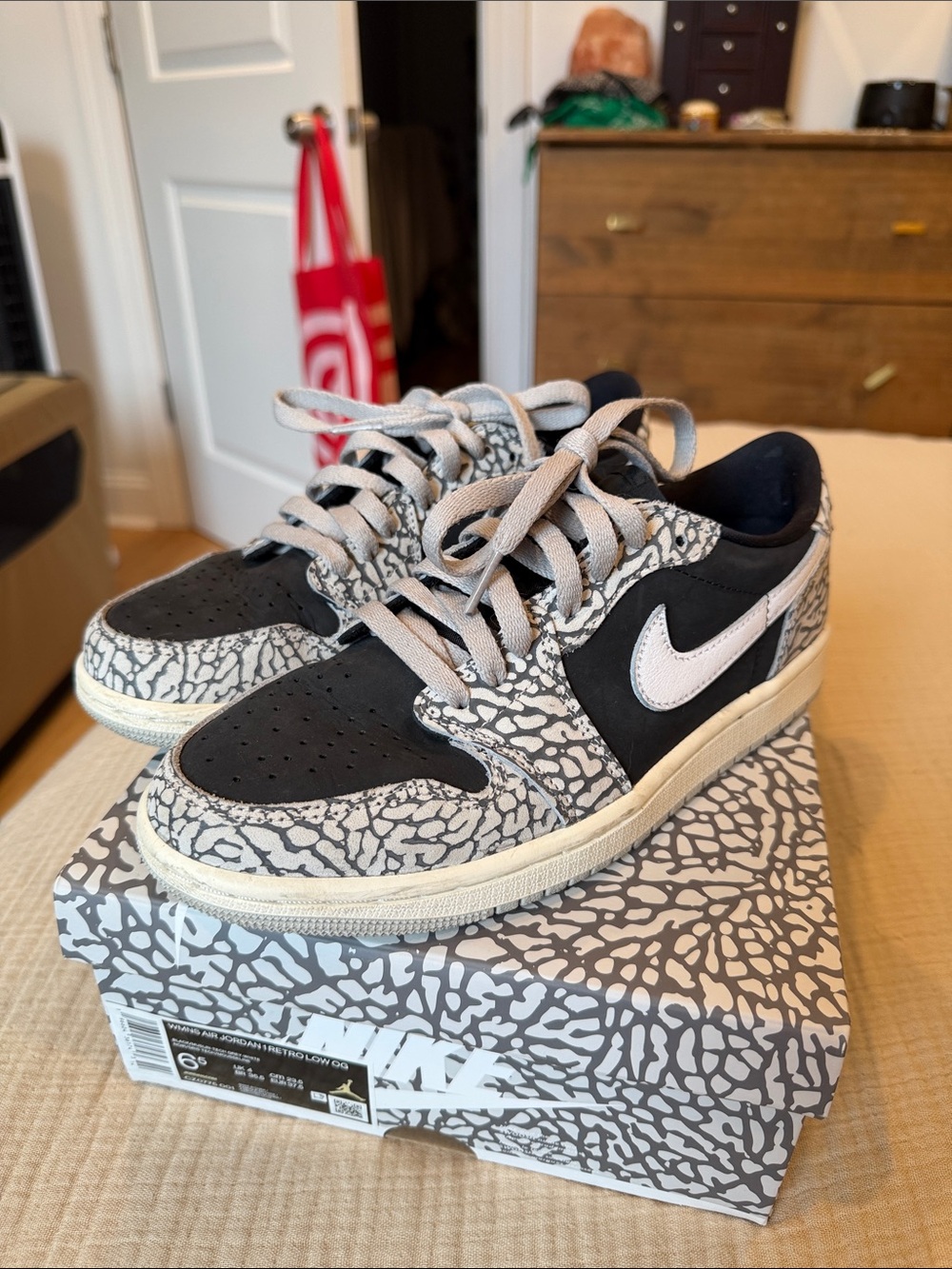 Air Jordan 1 Retro Low OG